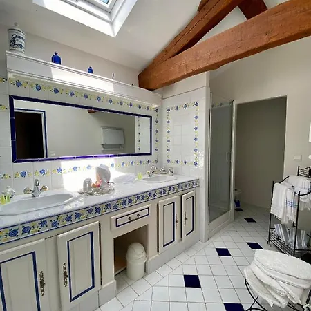 Saint Andrieu Bed & Breakfast *